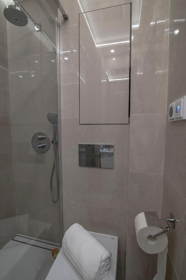 Apartament Wlr - Hoza Iii *